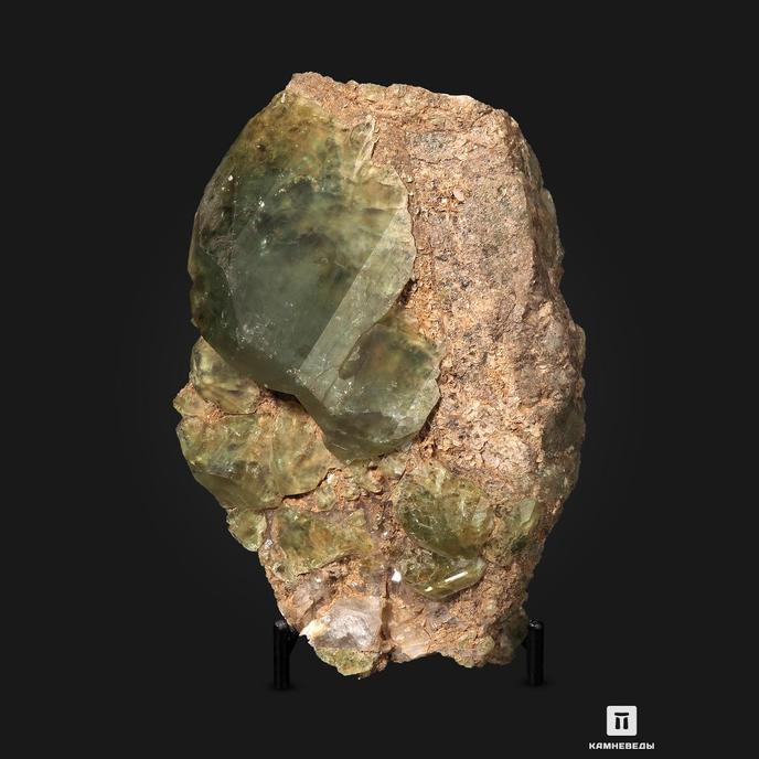 Датолит, 13х8,8х3,2 см