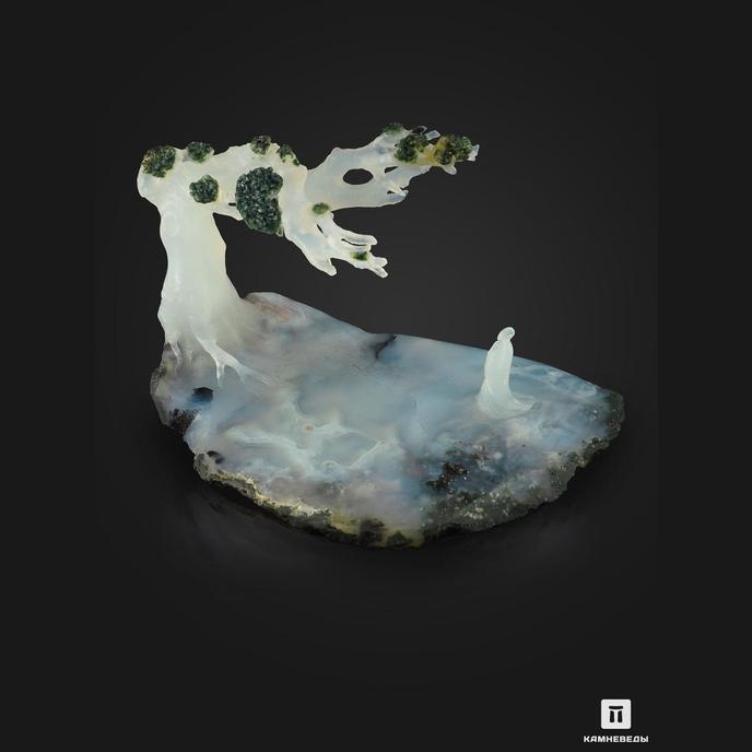 Дерево и монах из халцедона и агата мохового, 12х8,5х8