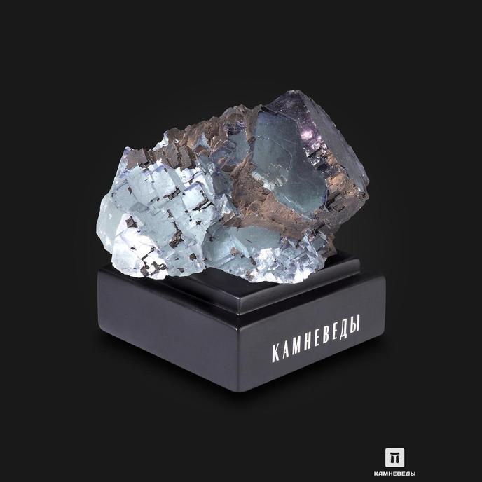 Флюорит, 9х5,6х4,7 см
