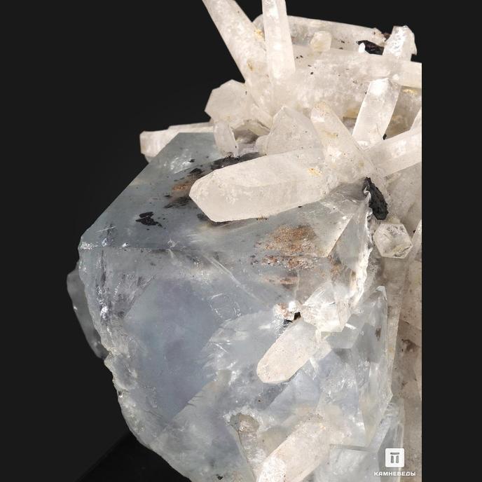 Флюорит с кварцем, 11х9х7,5 см