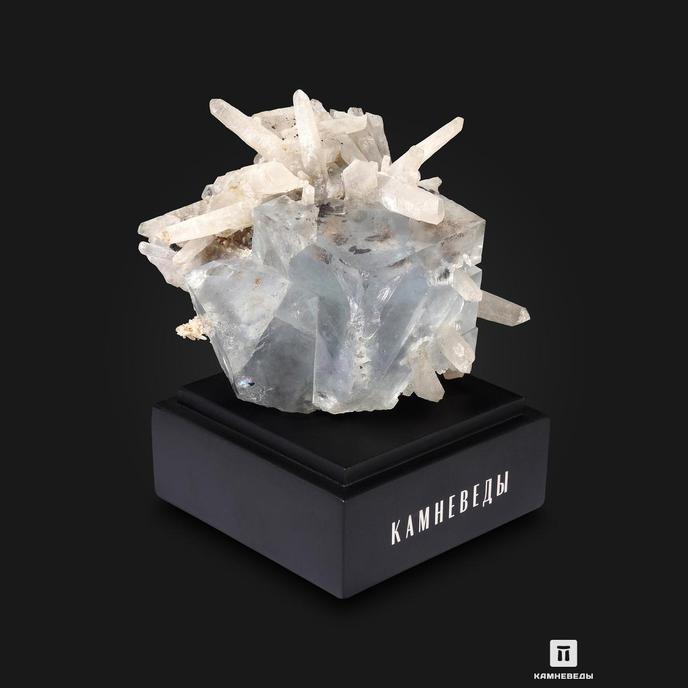 Флюорит с кварцем, 11х9х7,5 см