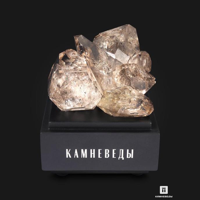 Херкимерский алмаз, сросток кристаллов 7,6х7,5х4,3 см