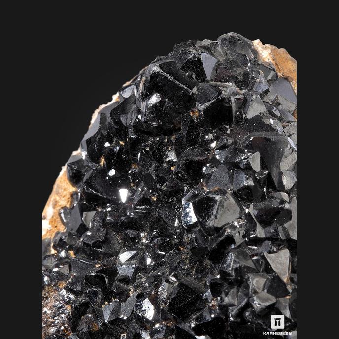 Касситерит, 10х6,5х5,3 см